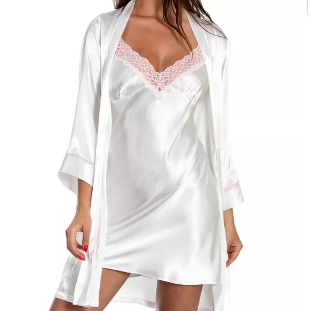 NEW MRS Satin Bridal Embroidered Robe and Chemise Nightgown Set, Linea Donatella - Picture 1 of 9